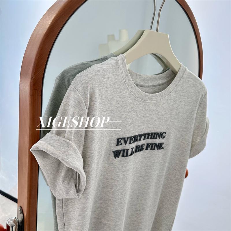 

Женская повседневная футболка свободного кроя с 3D вышивкой букв, круглым вырезом, модный летний топ с короткими рукавами, стройнящий One size