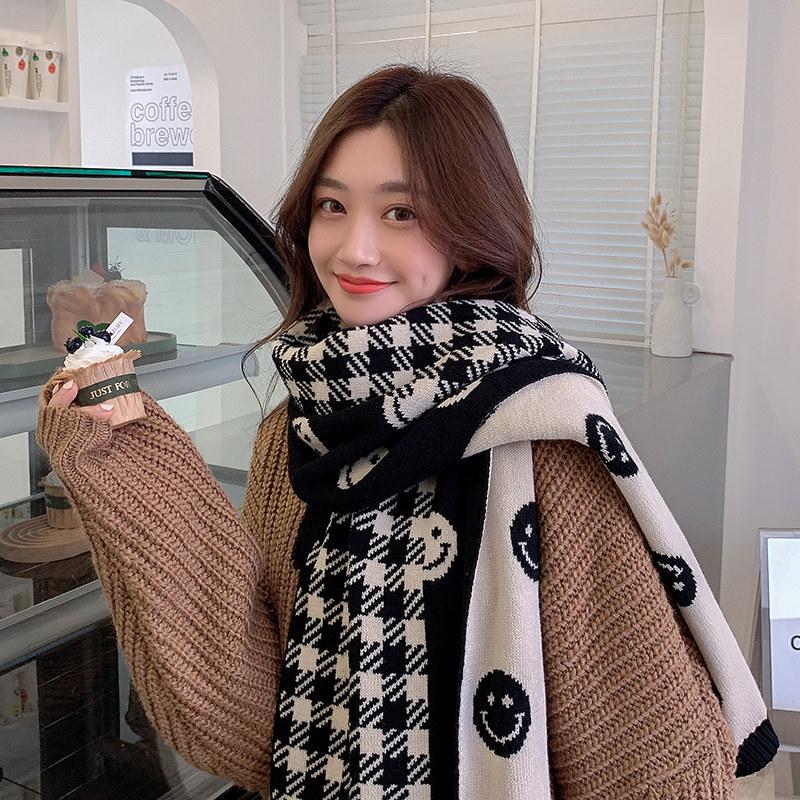 Cute Girl Smiling Face Scarf Ins Korean Style Wool Double Sided Black and White Plaid Scarf Student Girl Shawl Korean New
