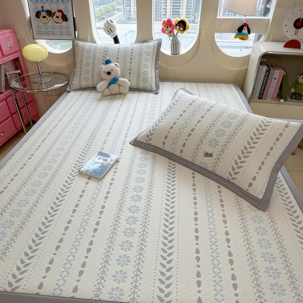 Ice Silk Cooling Bed Sheet Set: Soft, Air-Conditioned, Machine-Washable Mat for Single Person - A-Class Mother and Baby Grade.
