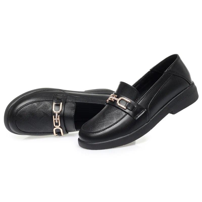 Женские лоферы весенняя повседневная обувь женские туфли без шнуровки с круглым носком из коровьей кожи в британском стиле женская обувь большого размера 41 чёрный 4239₽
