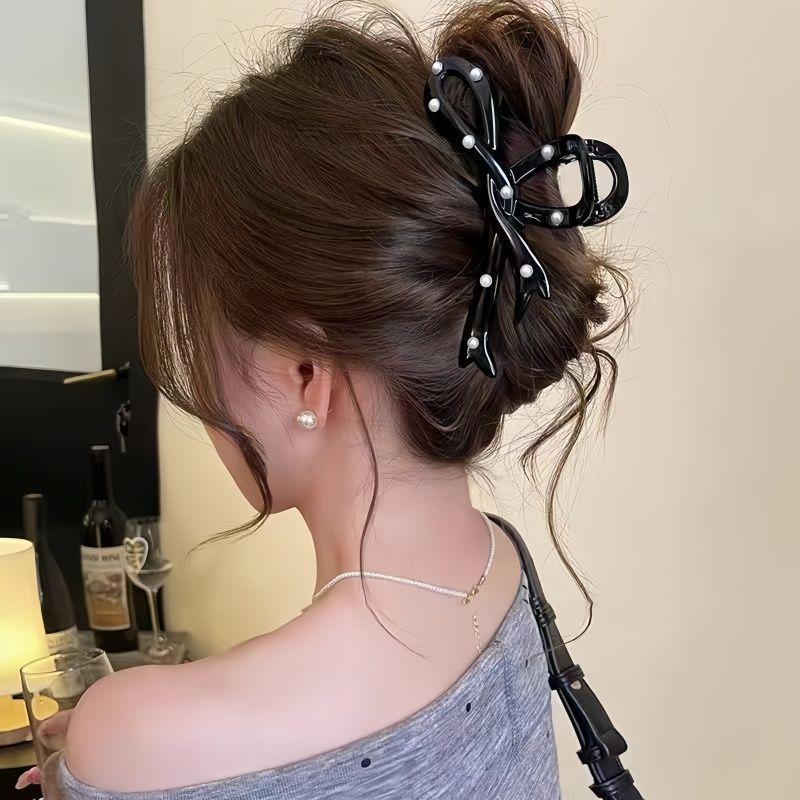Elegant Large Hair Claw Clip for Thick Hair - High-End Korean Updo Shark Clip