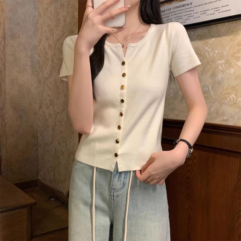 Korean Fashion Short Sleeved Cardigan Knitted Sweater Women Single-breasted V-neck Summer Tops Slim Fit Casual Office Elegant Coats Clothing