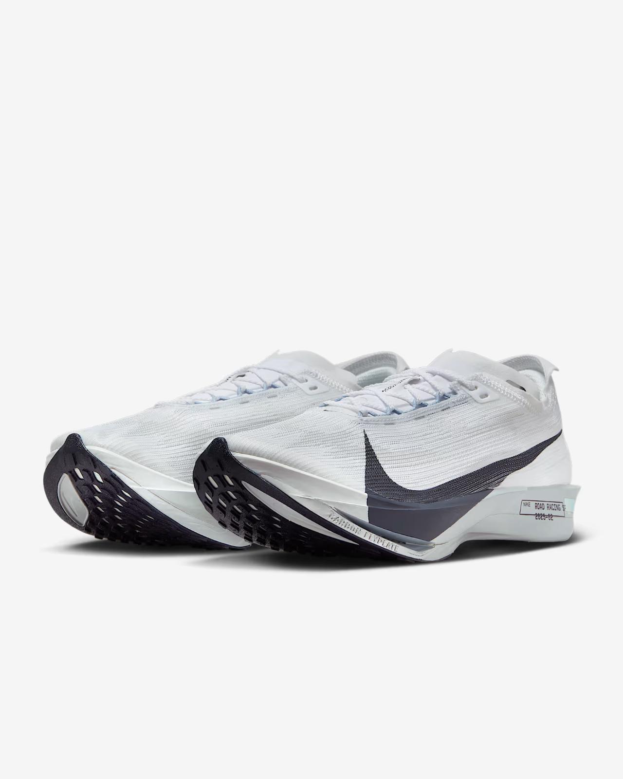 HF6416-100 Nike Streakfly 2 White Gridiron Obsidian Mist (Men s) 10.5