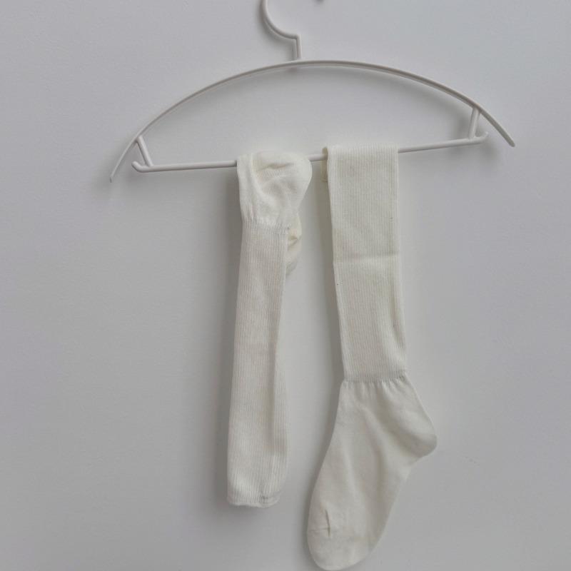 Dui Dui Women's Thin Long Socks for Spring and Summer, Laid-back and Breathable. Dui Dui Long Socks