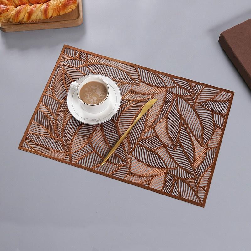 

Leaves Pattern Rectangular Hollow Dining Mat Placemat PVC Cup Coffee Table Mat Kitchen Christmas Home Decoration bronze