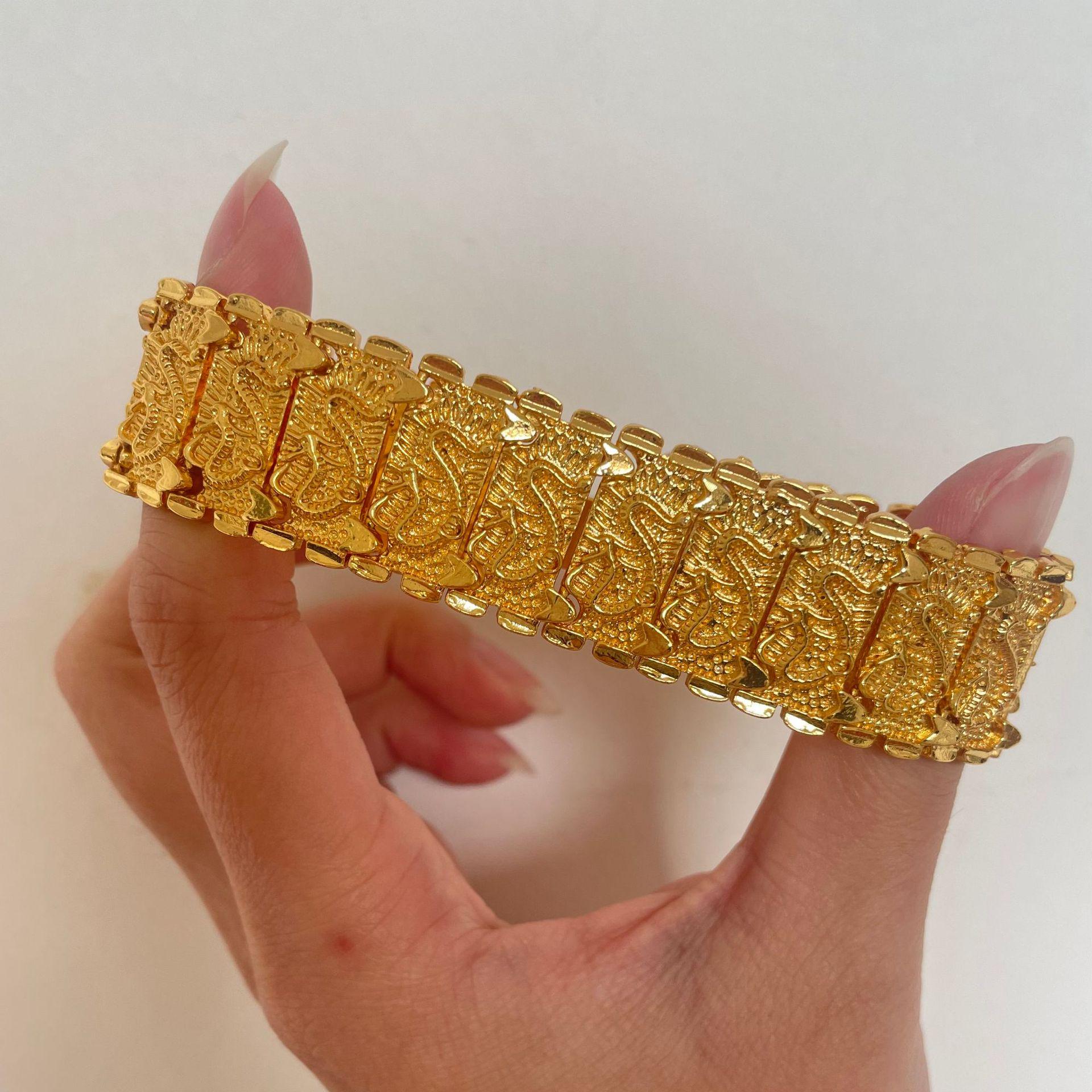 

Регулируемый мужской браслет с имитацией золотого дракона и пряжкой в виде часов