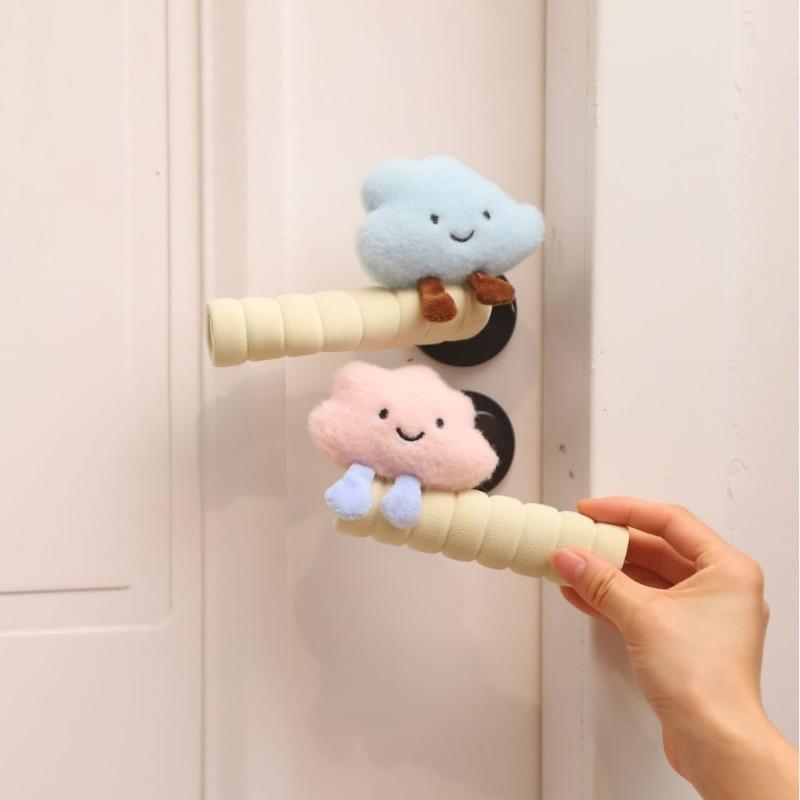1Pc Anti-static Sponge Doorknob Covers - Cute Plush 3D Cloud Accessories Girls' Bedroom Door Handle Sleeves Winter Home Decor