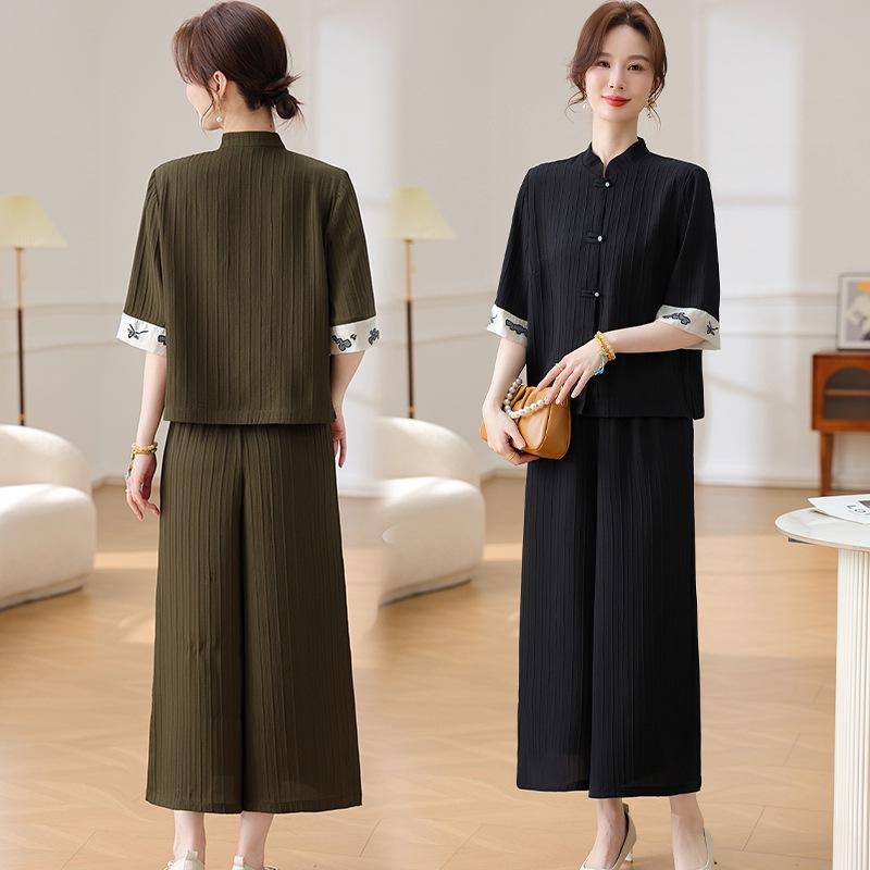 Summer Chinese-Style Short Sleeve Suit for Middle-Aged Women: Frog Button Top & Loose Wide-Leg Pants Set