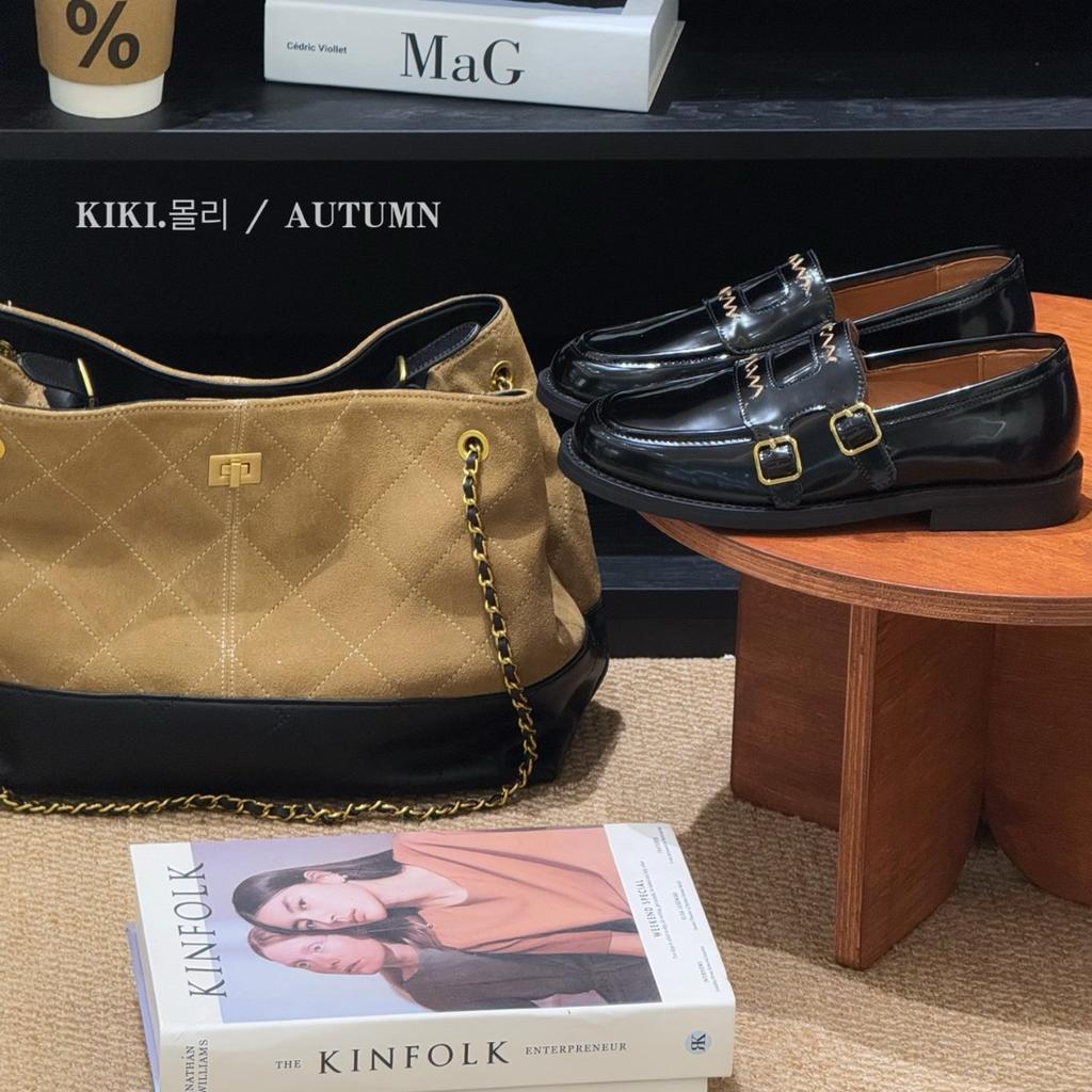 Spring and autumn new brown round head retro belt buckle deep mouth lazy shoes temperament versatile one-pedal loafers women