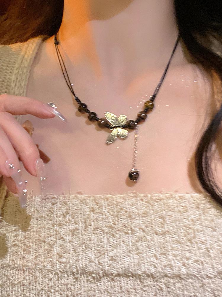 Elegant Stacked Pearl Necklace for Women - High-End Autumn/Winter Accessory with a Stylish Sweater Chain Design