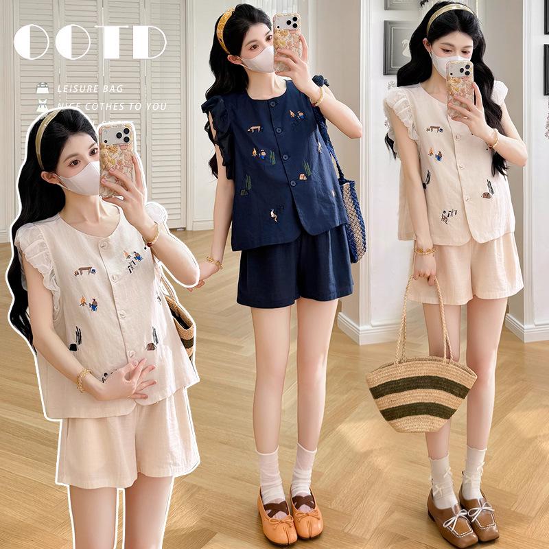 2026 Stylish Summer Maternity Two-Piece Set: Embroidered Sleeveless Top + Support Shorts XL