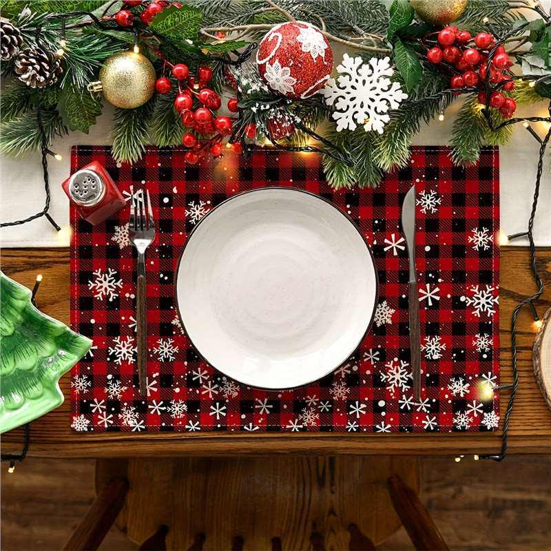 Christmas Festival Linen Placemat: Classic Plaid Snowflake Design, Heat-Resistant Christmas Tree Table Mat
