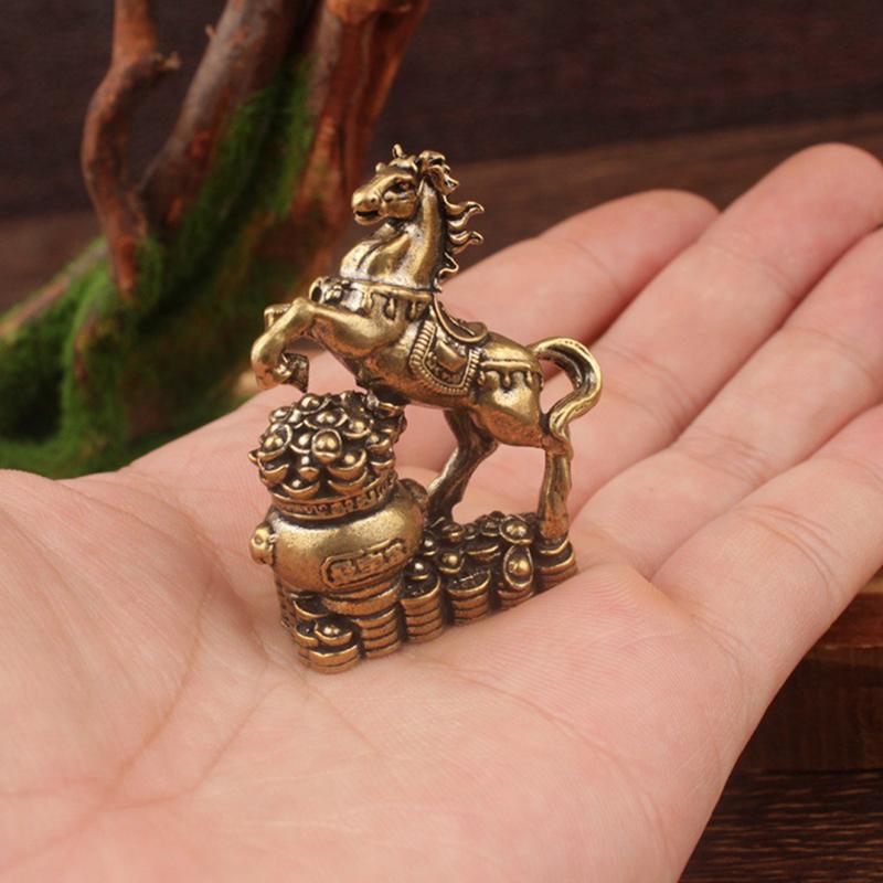 Statue de Cheval en Laiton Vintage Ornement de Bureau Décoration Artisanat Métallique Créatif Décorations pour la Maison Statue du Cheval du Zodiaque Stéréoscopique