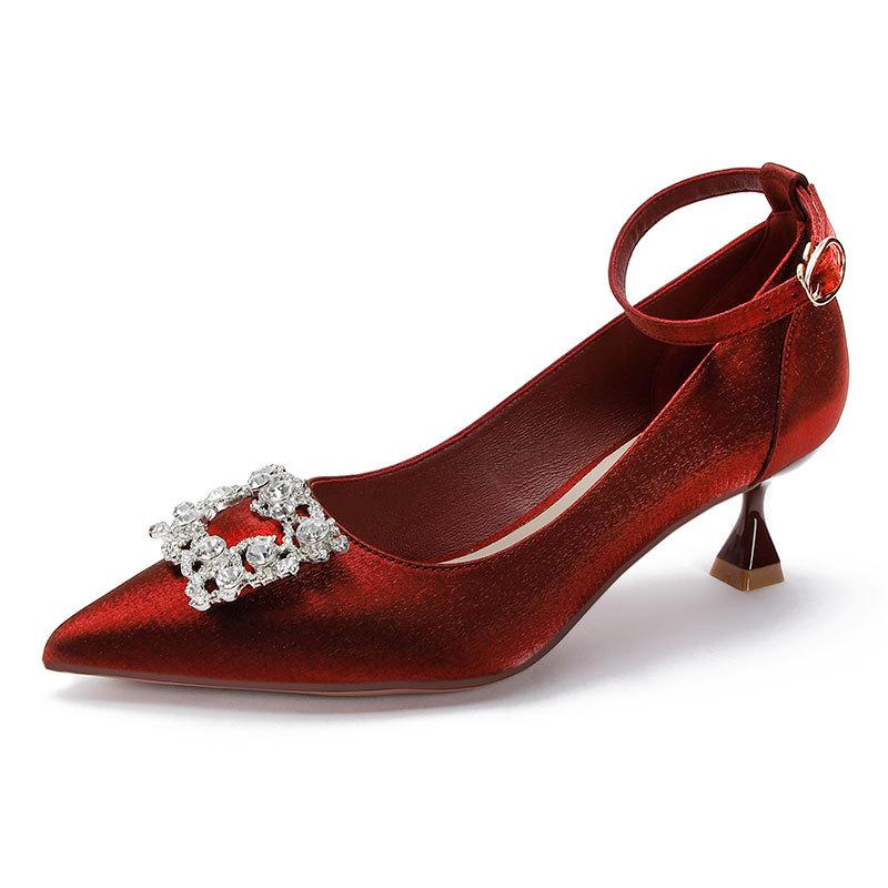 Red wedding shoes one word with pointed high heels stiletto 2025 new French medium heel single shoes white bridesmaid shoes