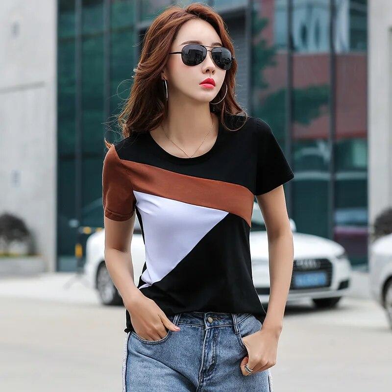 Тонкая женская базовая футболка из полиэстера с цветными блоками с 3D принтом Y2k — фото 3