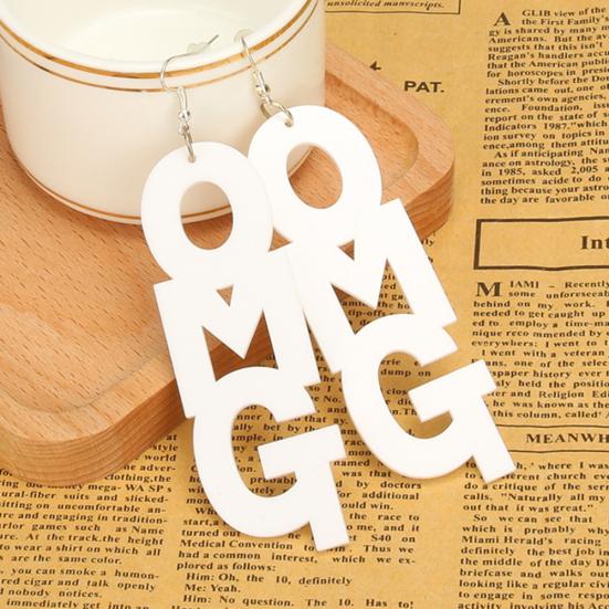 Hip Hop OMG Letter Akryl Lang Dangle Statement Kvinner Hook Øredobber Smykker