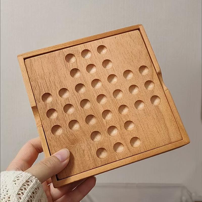 Klassiskt Europa Brädspel Enkelt Ädel Schackset Peg Solitaire Strategi Tänkande Pedagogiska Leksaker För Barn Tonåringar Vuxna