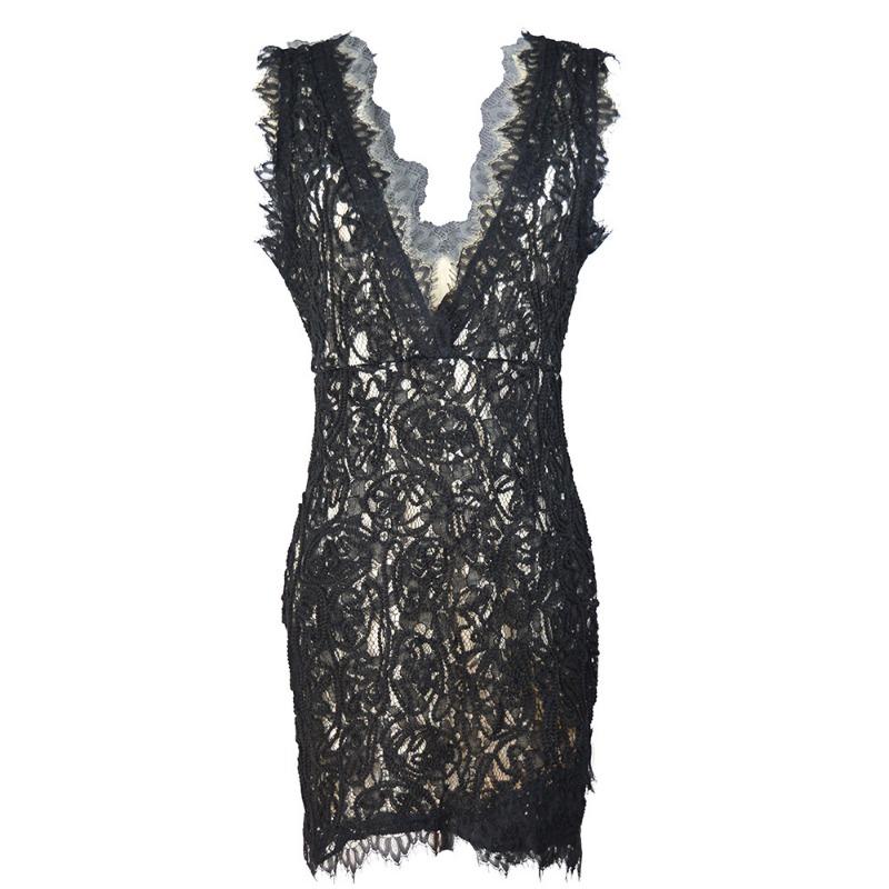 A New Hook-flower Lace Sleeveless V-neck Sexy Dress That Covers The Buttocks
