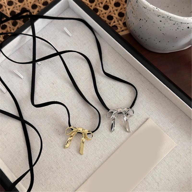 Unique Bowknot Necklace Adjustable Statement Necklace Pendant Necklace Alloy Material Suitable for Special Occasions