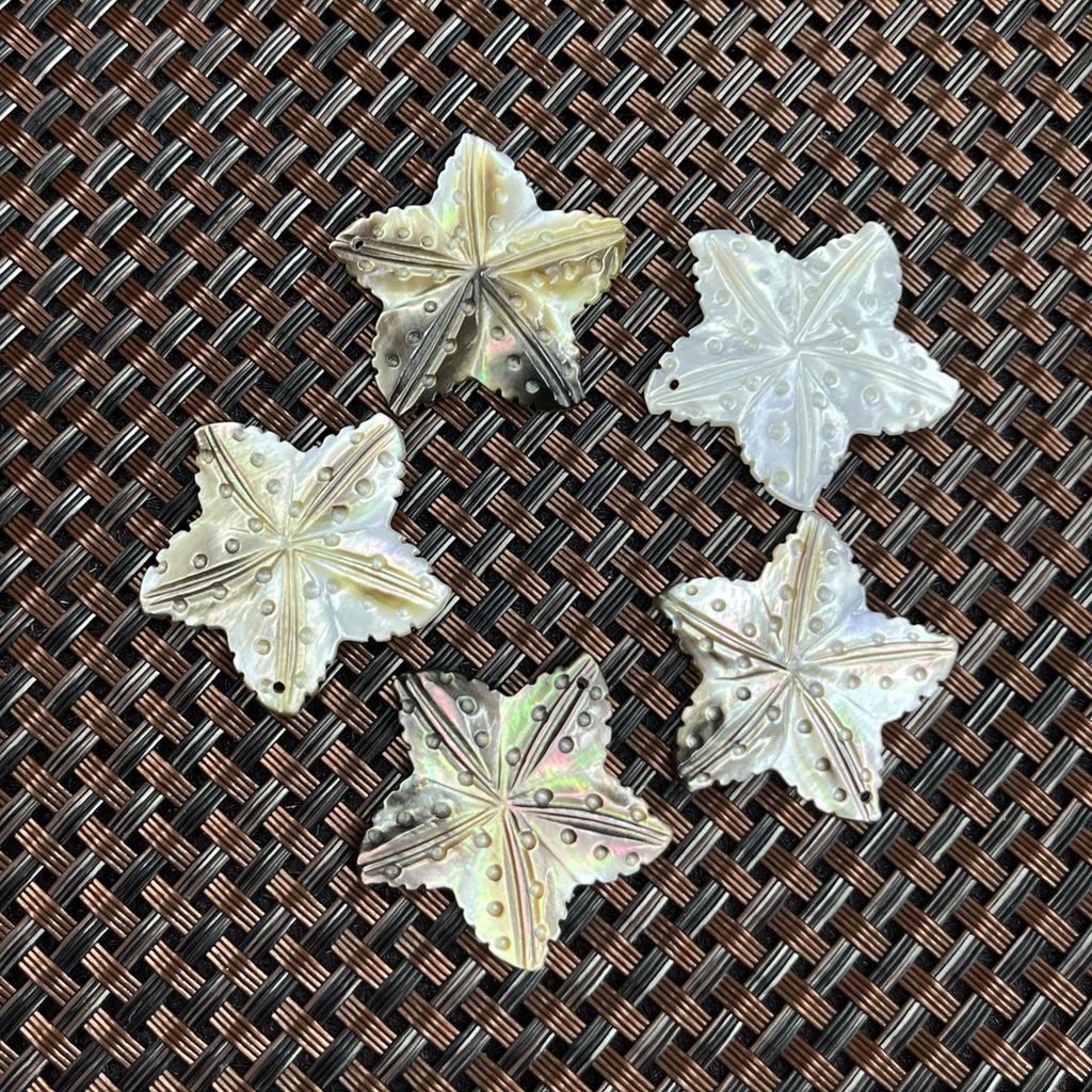 1Pc, Natural Shell Pendants, Handcrafted Star Charms In Marine Style, 32×32mm, for DIY Necklace Accessories, Jewellery Making, Crafts for Men Women