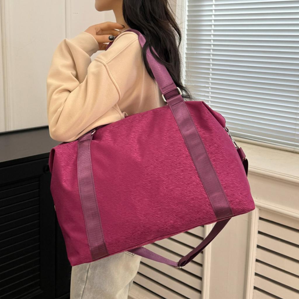 Módní a jednoduchá cestovní taška do přírody na hraní Velkokapacitní příruční zavazadlo Suchá a mokrá separace Sportovní a volnočasová fitness taška