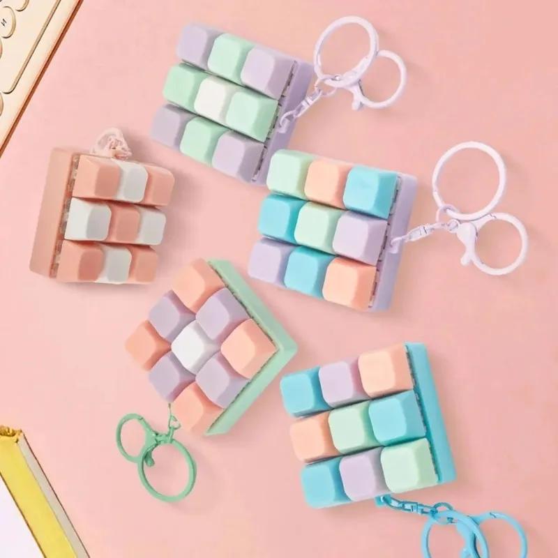 Fidget Decompression 9 Keyboard Key Toy for Adults Antistress Toys Boys Girls Anti Stress Finger Keyboard Games Keychain