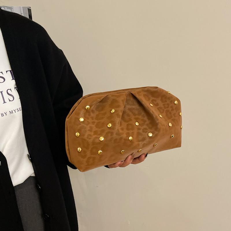 Trend Studded Women's Luxury Clutch Leopard Print Magnetic Clasp Clip Bag Designer High-end Cloud Bag Dinner Lipstick Coin Purse