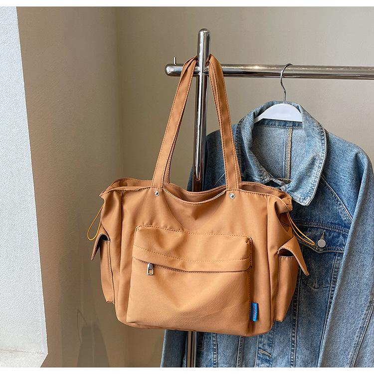 Retro Unterarmtasche Damen neue modische Canvas-Tasche mit großem Fassungsvermögen Umhängetasche vielseitige Pendler-Tragetasche