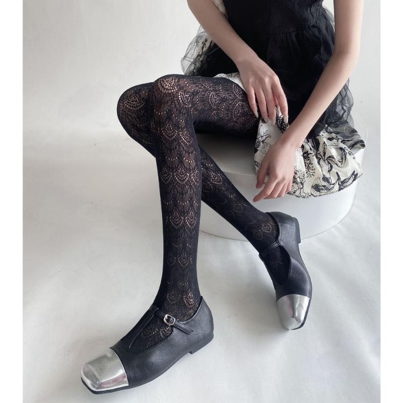 Women Elegant Hollowed Out Lace Solid Pantyhose Stockings Japanese Style Vintage Flower Jacquard Mesh Tights Leggings