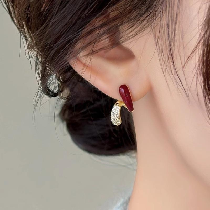 New Year's red rhinestone stud earrings women's sterling silver niche design high-end earrings New Year's popular earrings