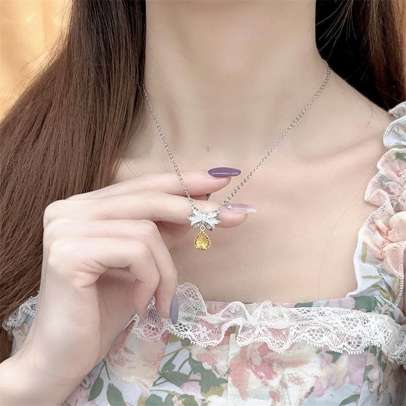 Yellow Zirconia Bow Necklace - Light Luxury Clavicle Chain Pendant for Women
