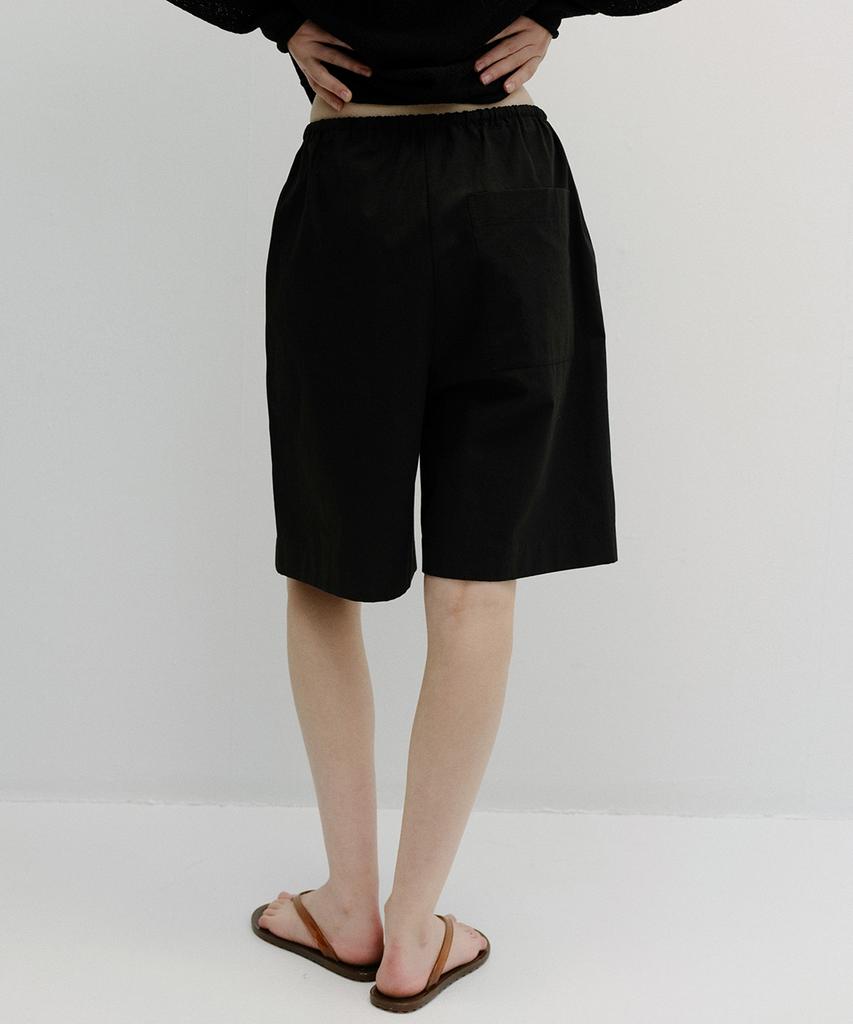 Beullaengkeu03 Linen Cotton Banding Bermuda Pants (Black)