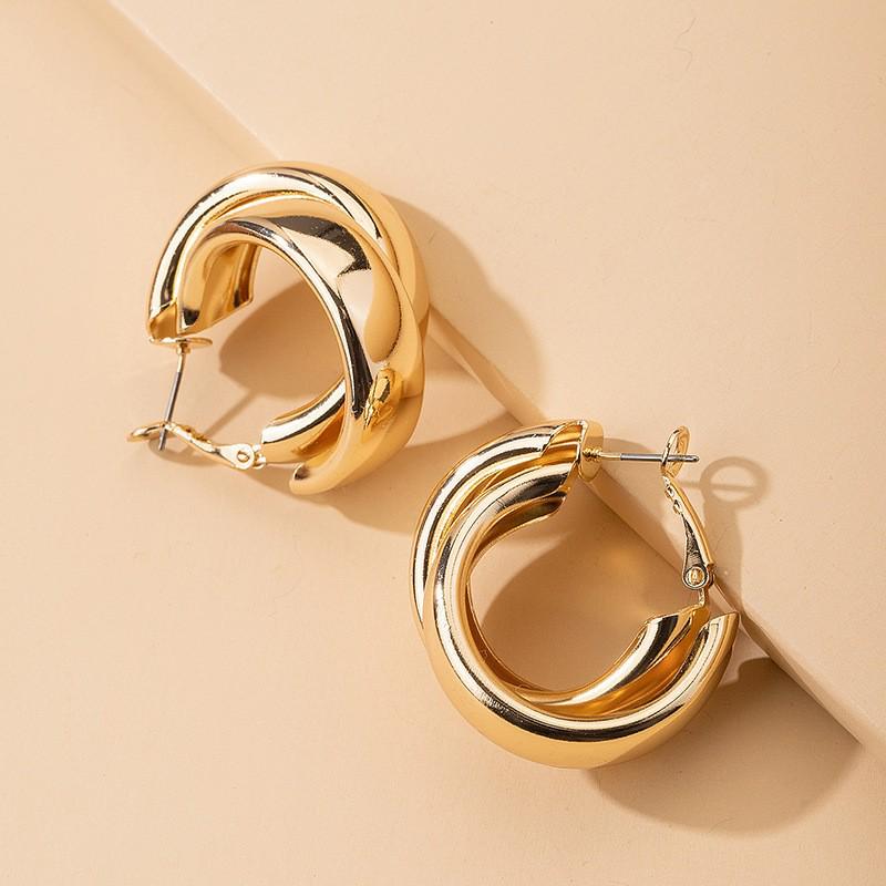 European-American Geometric Twist Circle Earrings – Stylish, Multi-layered, and Versatile