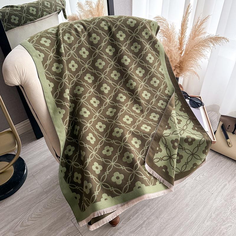 Four-Leaf Flower Fashion Women'S Imitation Cashmere Fringed Warm Scarf Air Conditioner Shawl Scarf Explosion