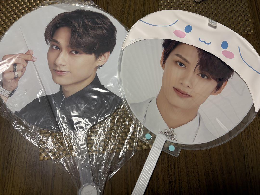 

[USED] SEVENTEEN Jun Fan Set Comment Required