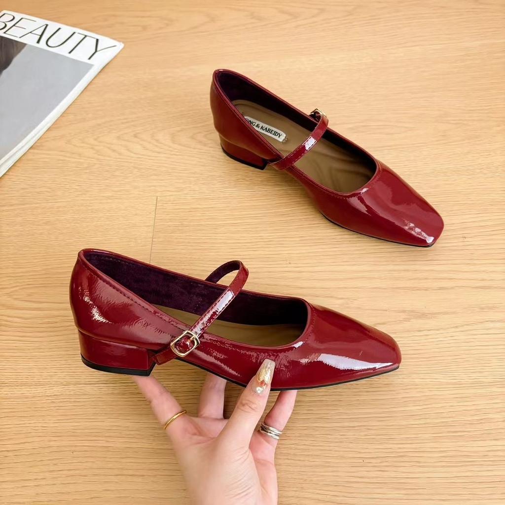 Summer Heat Mary Jane Square Head Small Leather Shoes Temperament Commuting Low Heel With Skirt Evening Word With High Heels
