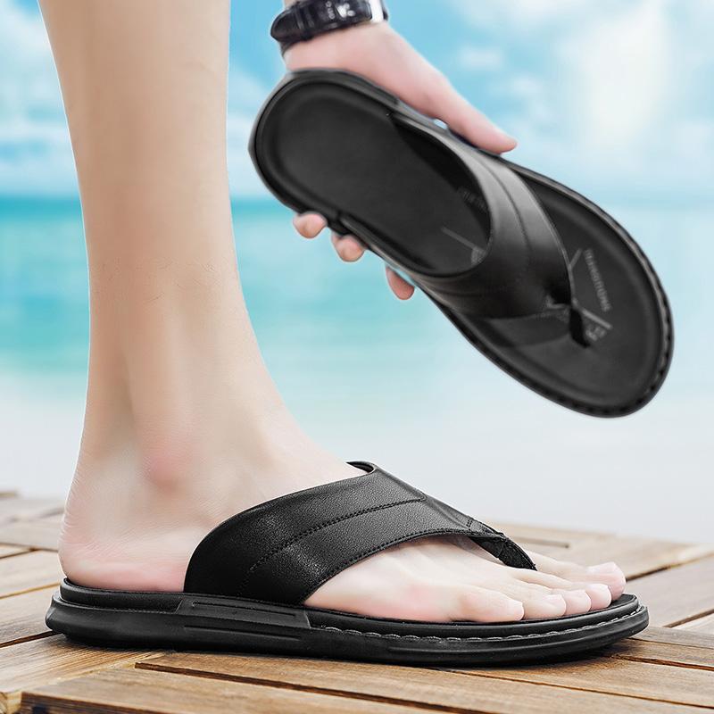 Fashion Flip-flops Summer Men Slippers Beach Sandals Comfortable Men Bathroom Slippers Fashion Hot Sell Footwear Home slippers