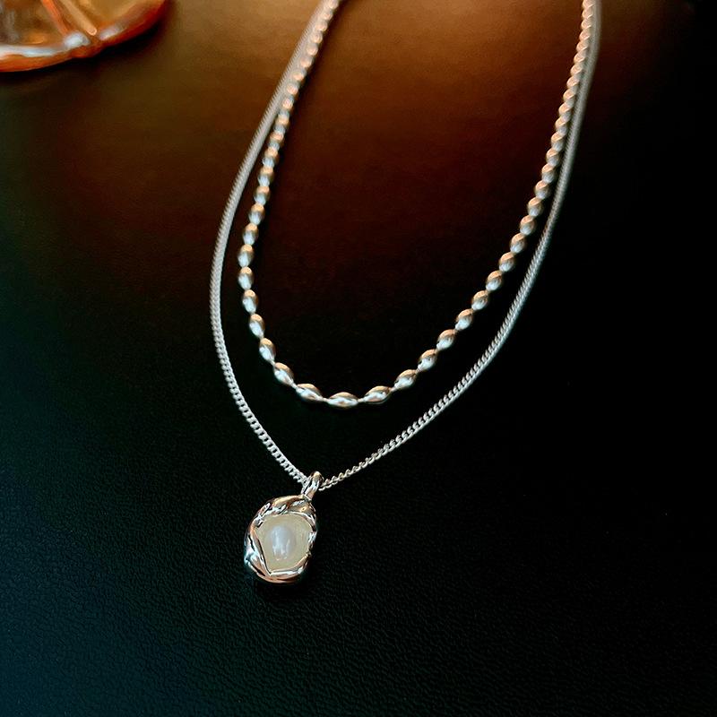 2-Piece French Vintage Folded Pearl Water Drop Double Necklace Elegant ins Versatile Necklace