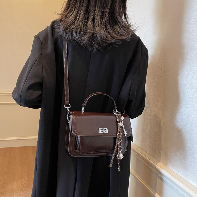 Small Bag Women's Fashion Versatile New Shoulder Messenger Bag Retro Niche Small Square Bag