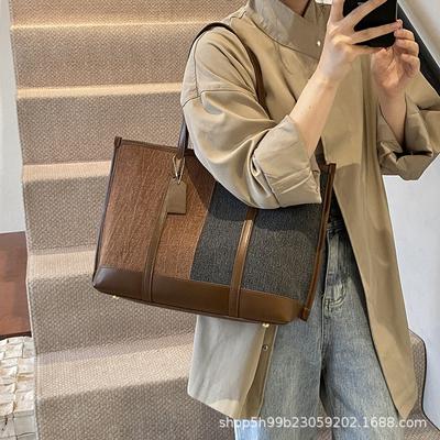 Bag Women's Tote Bag Large Capacity New Versatile Color Matching Versatile Shoulder Bag Temperament Work Commuter Bag