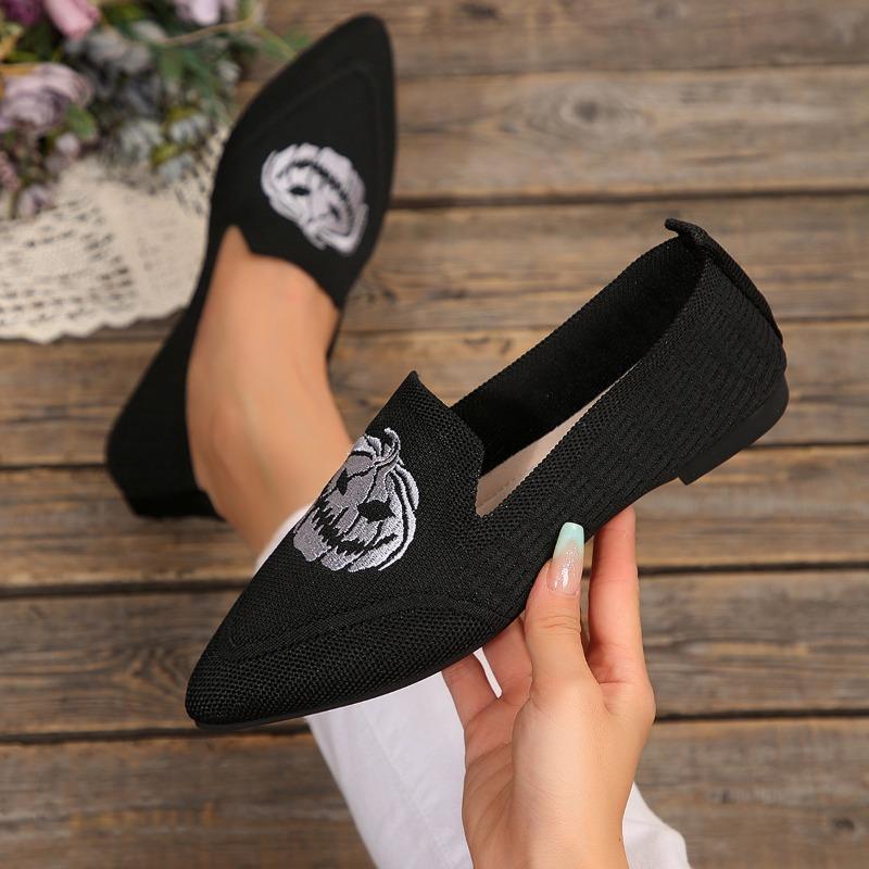 Breathable Shoes Women's 2025 Autumn New Flat Large Yard Pointed Toe Embroidery Color-blocking Lazy Shoes