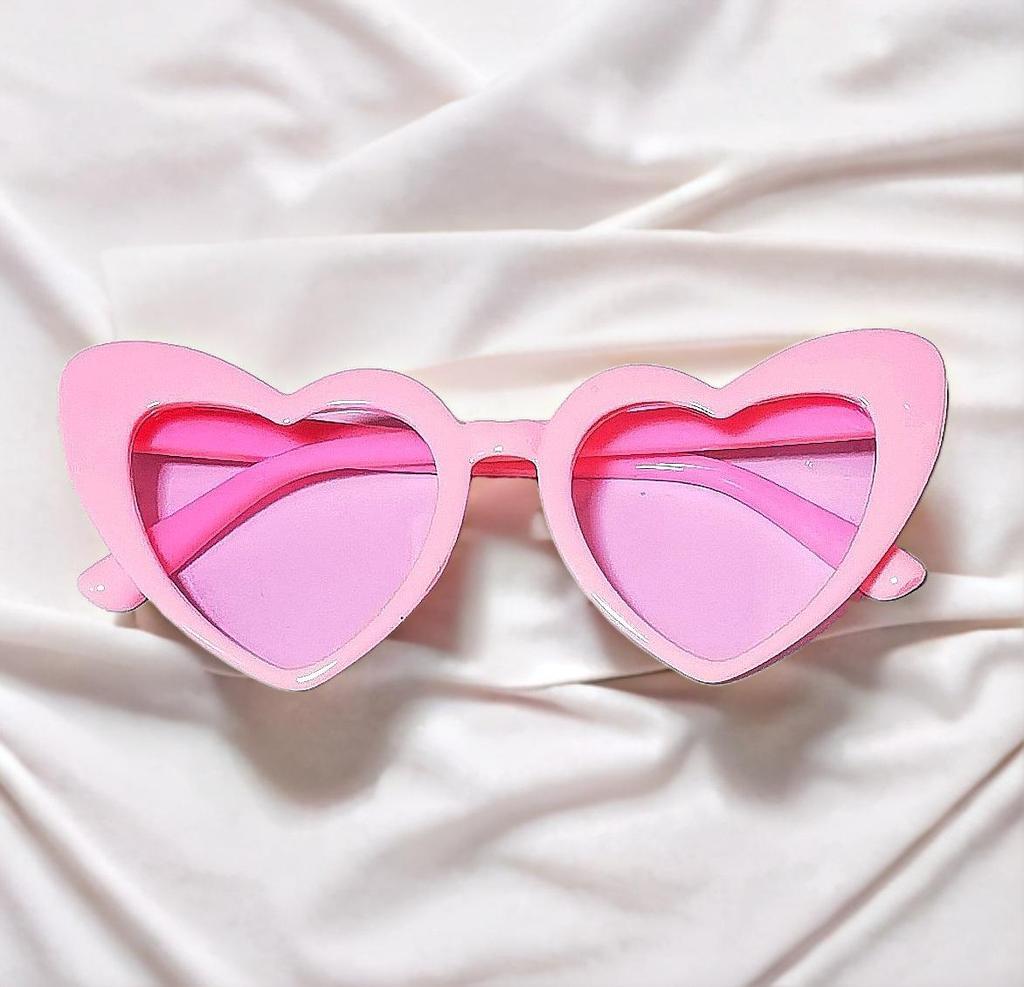 Heart-Shaped Anti-UV Fashion Sunglasses - 2025 European & American Style Sun Protection Glasses