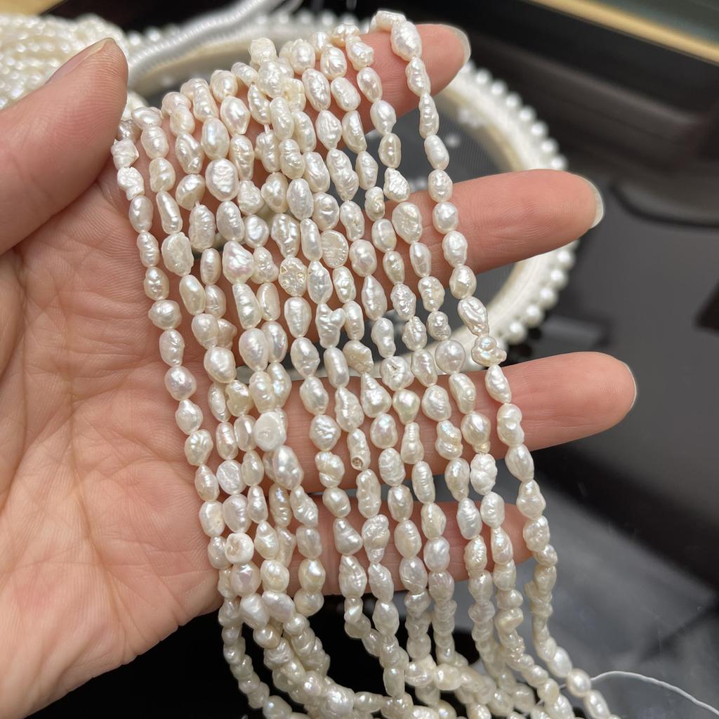 1String, White Natural Freshwater Pearls, Kexu Pearl Beads for Jewelry Making DIY Necklaces, Bracelets Crafts (Beads 4-5mm, Length 36cm)