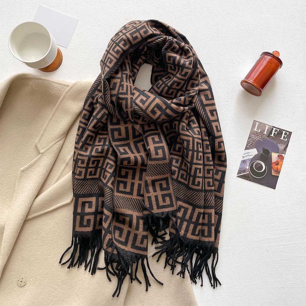 Autumn and winter classic geometric paper pattern imitation cashmere jacquard thick scarf women's high-end sense versatile scarf warm large shawl
