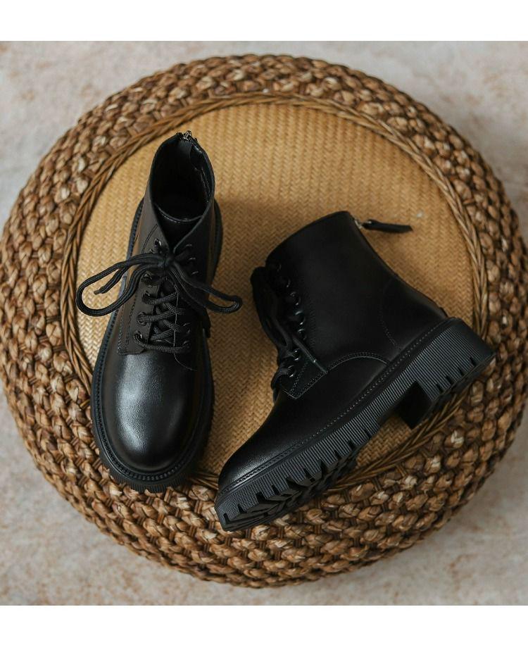 Women's British-Style Martin Boots with Thick Sole for Heightening, Slimming, and Versatile Use In Autumn and Winter