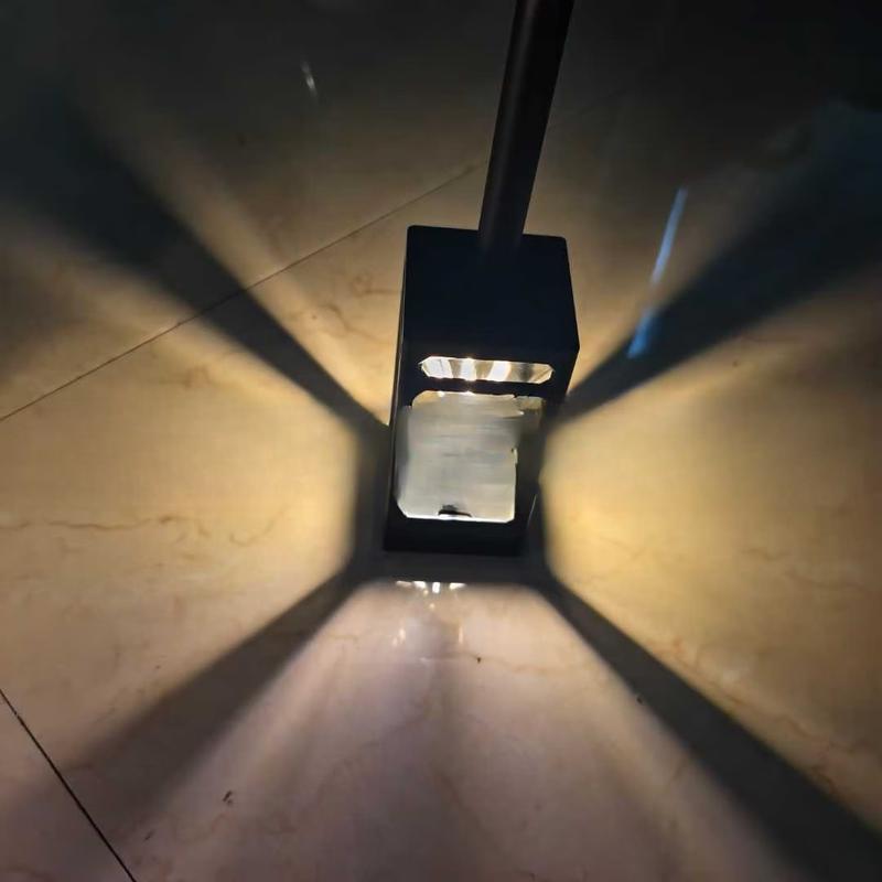 

NuFeng Solar Square Hourglass Tungsten Lawn Lights (4-Pack)