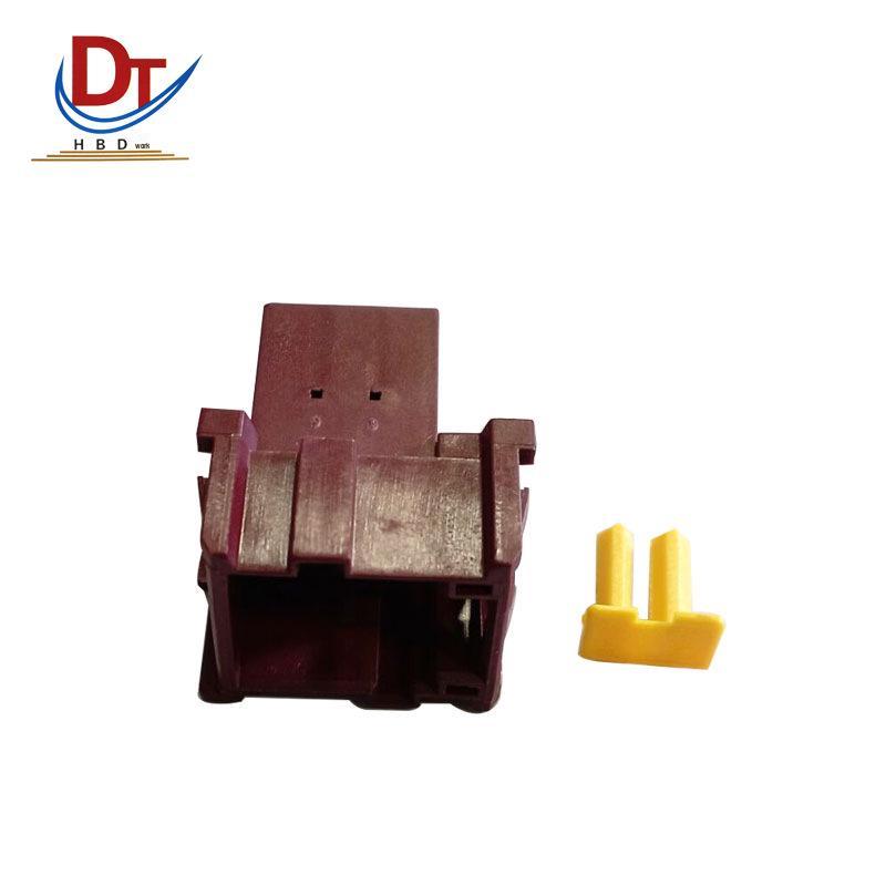 9-Pin Automotive Wiring Harness Connector, Purple Plastic Plug-in Housing Shell 4-967626-1