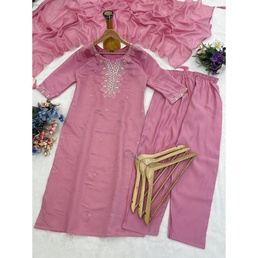 Presenting New Roman Fabric Beautiful Suit Set