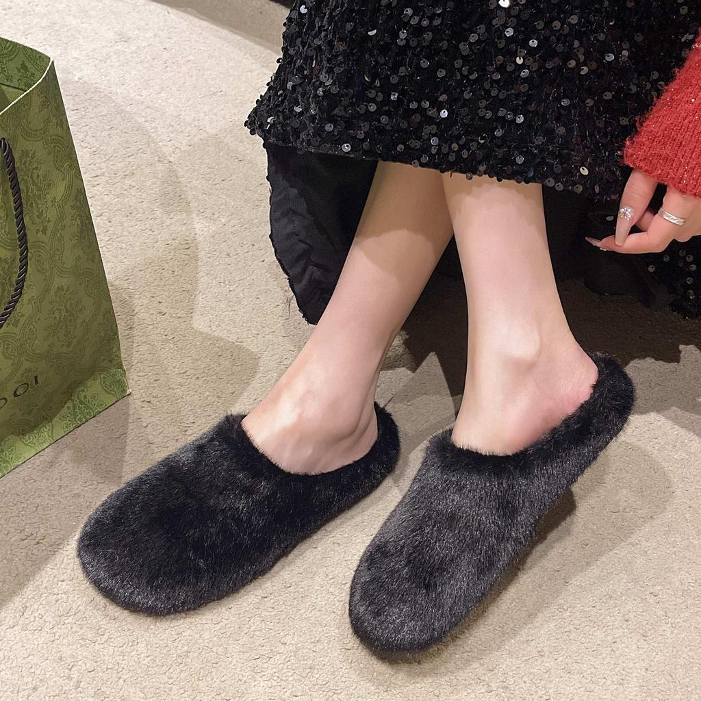 Korean Version of Lamb Wool Slippers Women's 2025 Winter New Outer Wear Flat-bottomed Lazy Velvet Bag Head Half-drag Muller Shoes