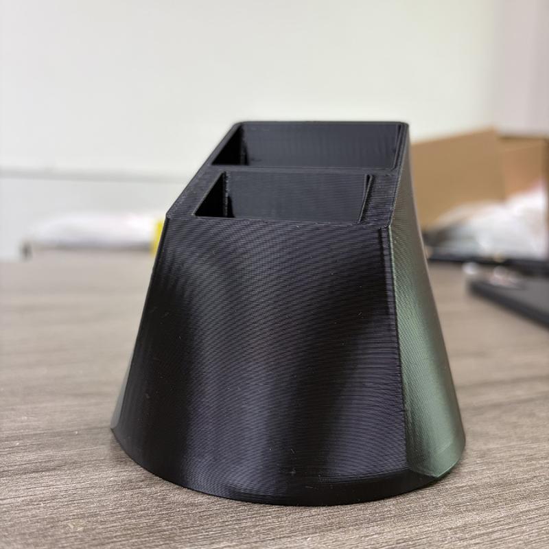 

2 Grids Desktop Remote Control Holder Living Room Remote Cntrol Storage Rack 3D Printing Remote Control Organizer чорний